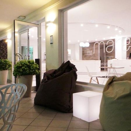 Hotel Aria Di Mare - Bed & Brunch In Centro A ริชโชเน ภายนอก รูปภาพ