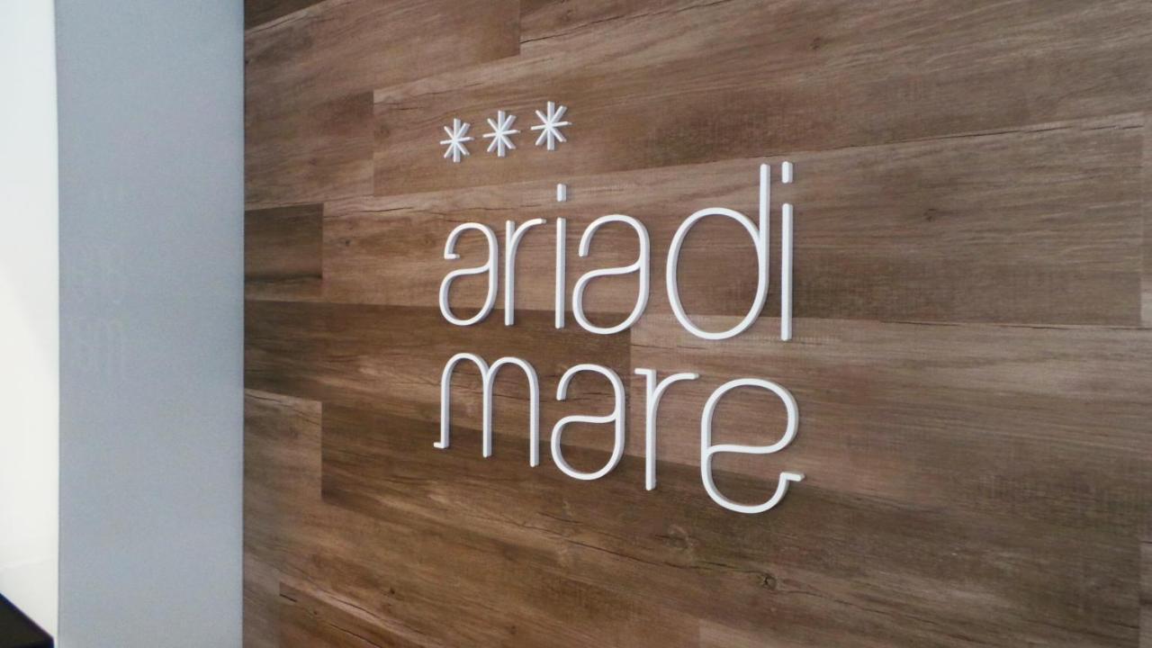 Hotel Aria Di Mare - Bed & Brunch In Centro A ริชโชเน ภายนอก รูปภาพ