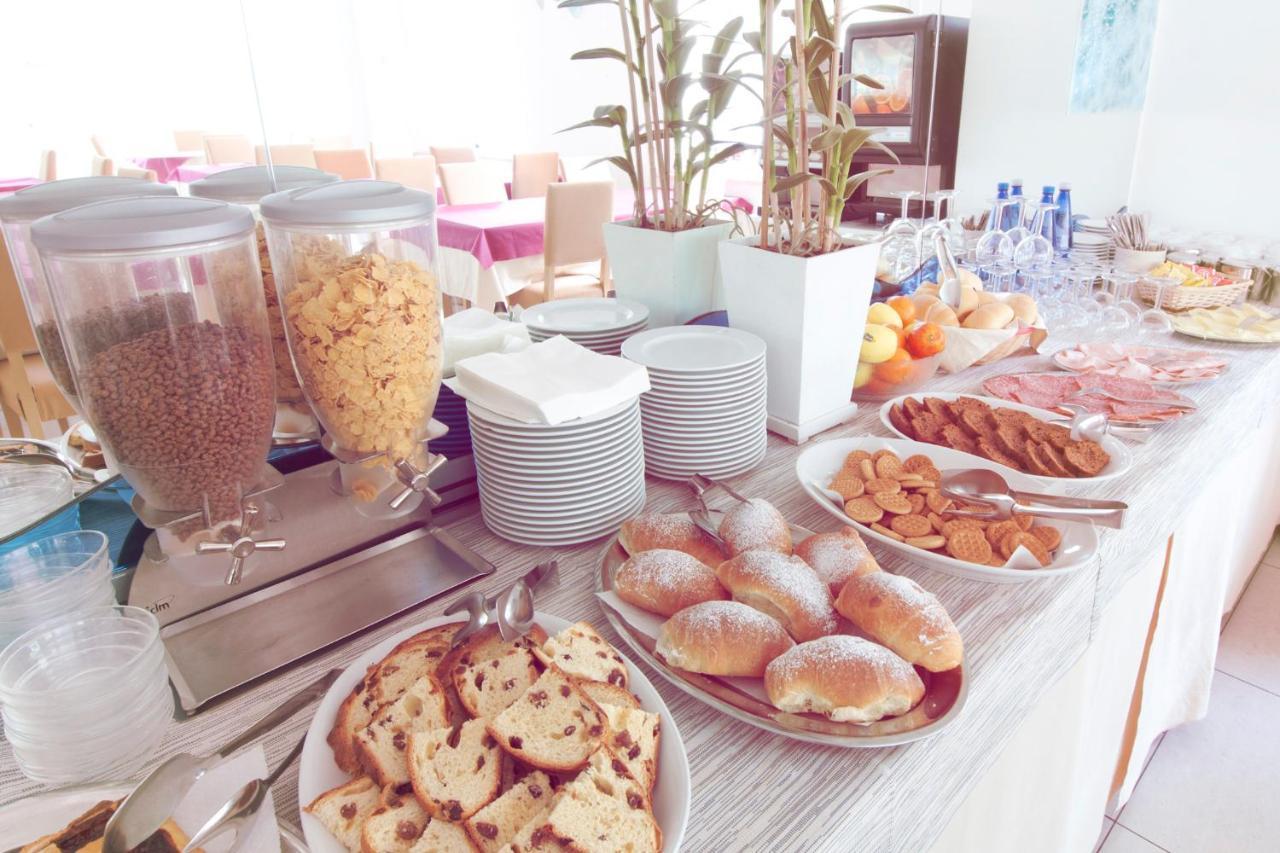 Hotel Aria Di Mare - Bed & Brunch In Centro A ริชโชเน ภายนอก รูปภาพ